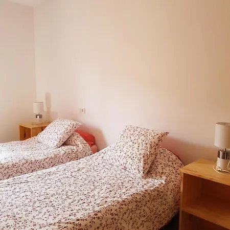 Privado En Zona Tranquila Y Proxima Al Aeropuerto Tf Norte Y A La Ciudad De . * La Laguna (Tenerife)